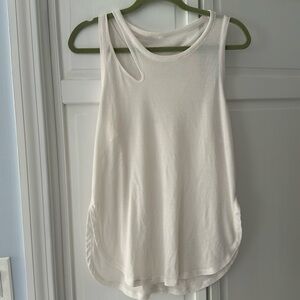Alo yoga ribbed peak tank size M white